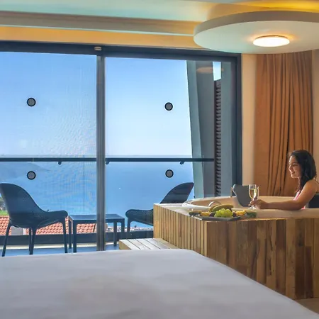 Orka Sunlife And Aquapark 5* Ολουντενίζ