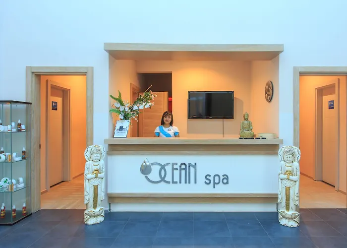 Orka Sunlife And Aquapark Олудениз