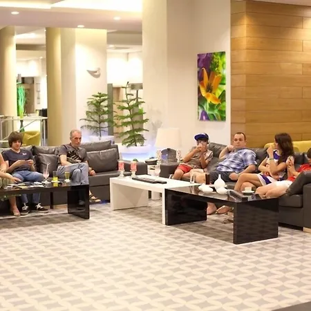 ホテル Orka Sunlife And Aquapark