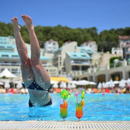 Orka Sunlife And Aquapark Олудениз
