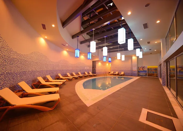 Orka Sunlife And Aquapark 5*