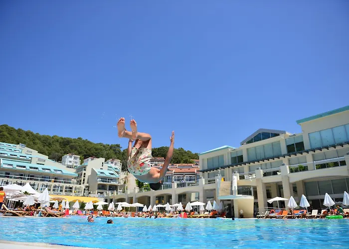 Hotell Orka Sunlife Hotel&aquapark 5*
