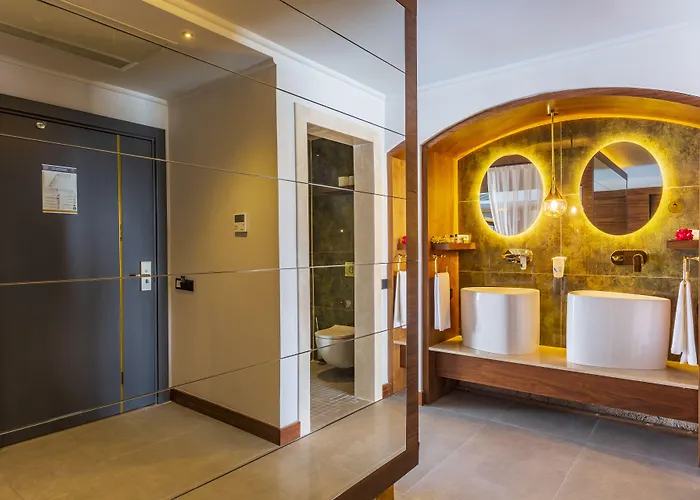 Orka Sunlife Hotel&aquapark Hotell 5*